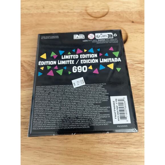 NEW IN HAND LE ONLY 700 PIECE NYCC LE 5NAF Foxy 3" Collector Box Sliding Pin - Picture 2 of 2